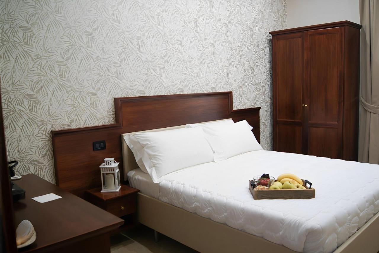 Glam Luxury Rome Hotel Ngoại thất bức ảnh