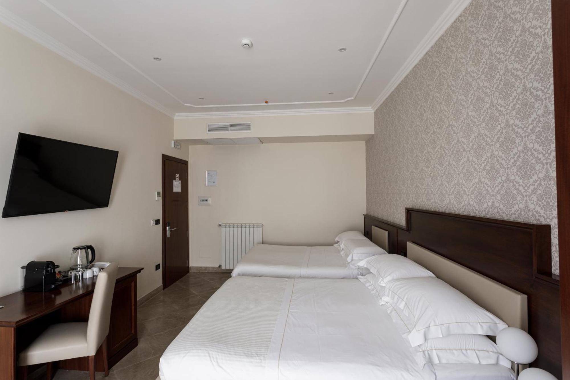 Glam Luxury Rome Hotel Ngoại thất bức ảnh